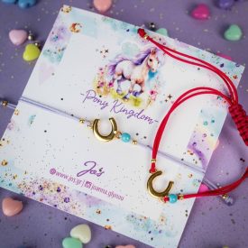 Patkó formájú fém karkötő kővel