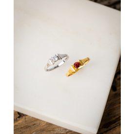 Sterling ezüst patkószög gyűrű cirkóniával